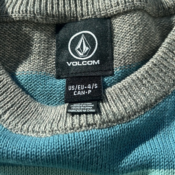 NWT Volcom Toddler Sweater 
Size Small 4T - Picture 4 of 4
